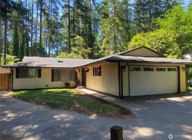 Image: 13906 Lakeview Way NW 