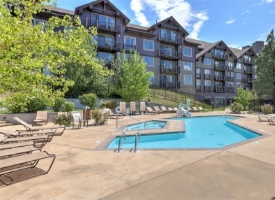 Image: 3600 Suncadia Trail 3038