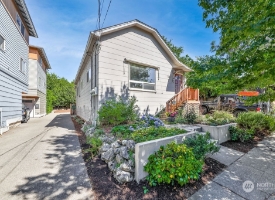 Image: 4108 26th Avenue SW 