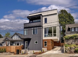 Image: 2214 10th Avenue E 