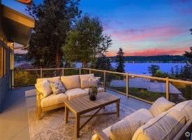 Image: 2113 East Lake Sammamish Parkway SE 