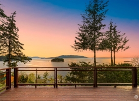 Image: 1048 Chuckanut Drive 