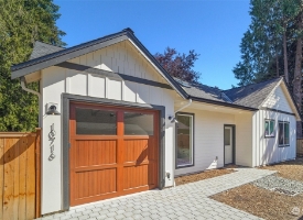 Image: 10716 39th Avenue NE 