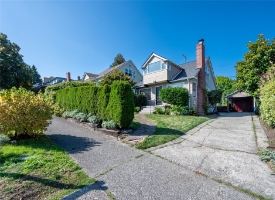 Image: 4721 35th Avenue SW 