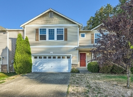 Image: 1525 202nd Street Ct E 