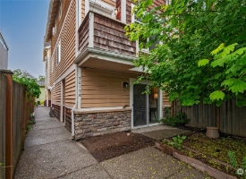 Image: 5015 40th Avenue NE A