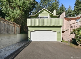 Image: 15208 Interlake Court N 